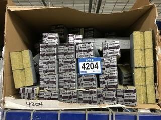 Lot of Assorted Gro-Blocks.