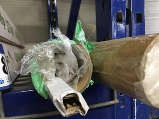 Tube of T5 54W 6500K Bulbs.