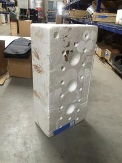 MaxiKap Self Watering Plant Box.