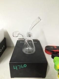 Quartz Beaker Concentrate Bong.