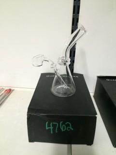 Quartz Beaker Concentrate Bong.