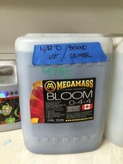Approximately 20L MegaMass Bloom, (0-4-4).