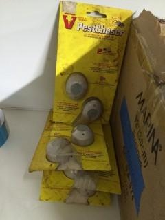 Lot of (4) Pest Chaser Mouse Deterrent.