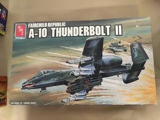 A-10 Thunderbolt II Model Kit 1:48 Scale.