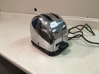 Sunbeam Model T-9 2 Slice Toaster.