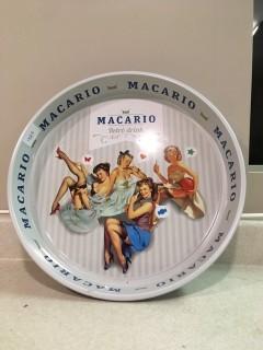 Macario 14" Round Metal Tray.