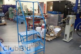 Mobile 3'  Warehouse Stairs. 