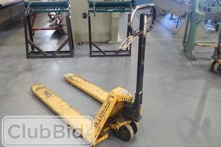 5,500lbs Capacity Pallet Jack. 