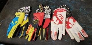 (3) Skull Candy Gloves - Size Large