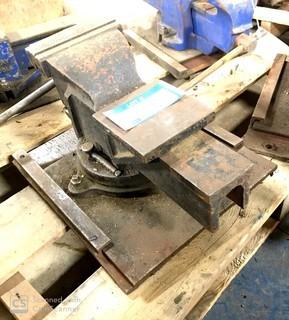 Bench Vise