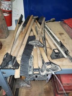 Quantity of Snow Brushes