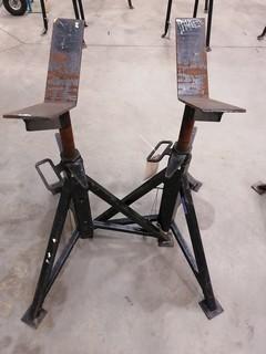 (2) Pipe Stands