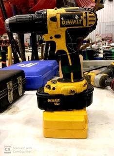 Dewalt 18V Cordless Drill C/w Bits