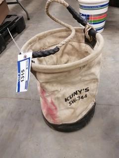 Qty Of Sockets C/w Kuny Bag