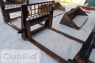 Caterpillar 4' Pallet Forks Attachment for Skid Steer. 