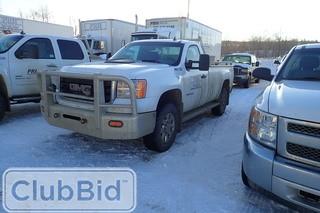 2011 GMC Sierra 3500HD Work Truck 4x4 Regular Cab Pickup Truck. Vortec 6L Gas Engine. Automatic Transmission. Headache Rack. Tool Box. Showing 157,666kms. Unit PRH 139. SN 1GT322CG7BF183960.