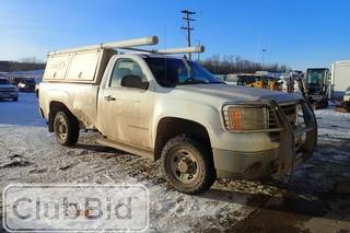 2007 GMC Sierra 2500HD SLE 4X4 Regular Cab Pickup Truck. Gas Engine. Automatic Transmission. Service Topper. Showing 340,927kms. Unit PRH 120. SN 1GTHK24KX7E551165. **DAMAGE TO PASSENGER REAR BOX**