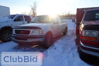 1997 Ford F-150 XLT Extended Cab Pickup Truck. Gas Engine. Automatic Transmission. Headache Rack. Showing 353,673kms. Unit PRH 113. SN 1FTDX1762VKB06748.