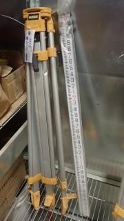 Dewalt Tripod C/w Elevation Stick