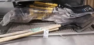 Qty Of Shovels