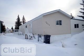 7827-Mobile Home w/ 3 Bedroom and 2 Bath. Washer and Dryer. Complete w/ Contents. **MUST BE REMOVED BY MAR. 31/18, FOR DISCONNECTION AND MOVING CONTACT RICK LUND @ 780-624-2720. TO CONTINUE AT CURRENT LOCATION CONTACT THOMAS HOMES $525/MTH PLUS UTILITIES**