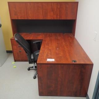 Wood Office Desk C/w Hutch And Cloth Task Chair