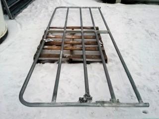 Metal Swinging Gate 140"x4'.