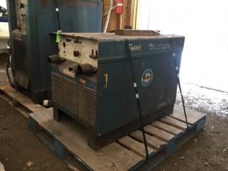 Miller SRH-444 Electric Stick Welder.