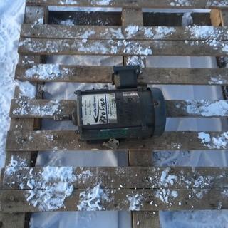 Baldor Electric Co. 3 Phase Electric 1 HP Motor.