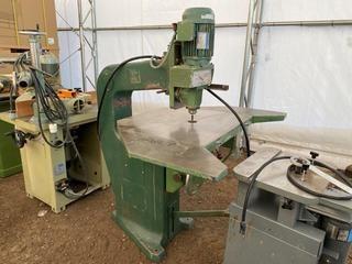 Wadkin Overhead Router 220 Volts.