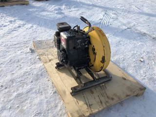 McCulloch Mite-E Lite Generator c/w Briggs & Stratton 3.5 HP 148cc Gas Engine.