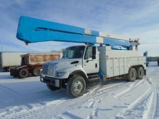 2003 International Bucket Truck S/N 1HTWGAAT83J062476. Note: Out of Province B.C. Registered Vehicle. Requires Repair.