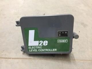 Fisher L2E Electric Level Controller.