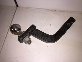 Ball Mount Trailer Hitch.