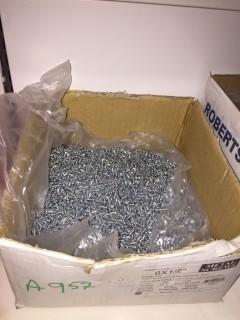 Qty of 1/2" Screws.
