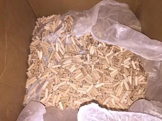 Qty of Fluted Wood Dowel Pins.