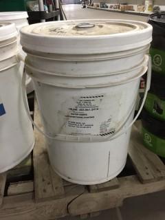 5 Gallon Bucket of Storm Seal HD.
