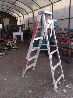 Aluminum Step Ladder 6'.