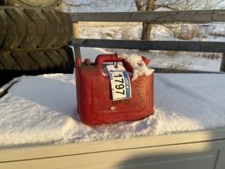Plastic 5 L Gas Can. Missing Pieces.