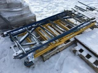 Lot of 6' Scaffolding c/w (2) Cross Braces.
