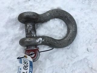 Heavy Duty Clevis 1 1/2" Straps.