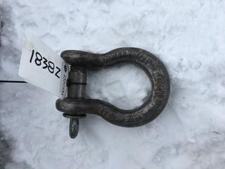 Heavy Duty Clevis 1 1/8" Straps.