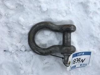 Heavy Duty Clevis 1 1/8" Straps.