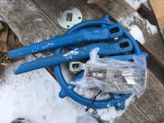 6000 PSI Insulation Valve c/w Valve Handles.