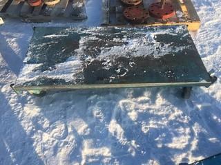 5'x3' Rolling Cart.