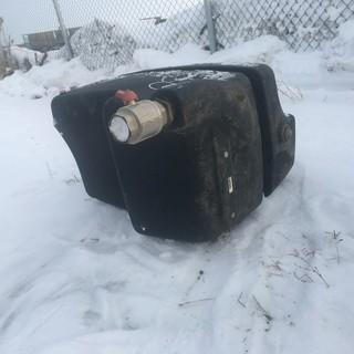 Hyd. Fluid Tank.