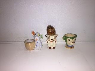 Set of (3) Egg Cups with (1) Painted Egg.