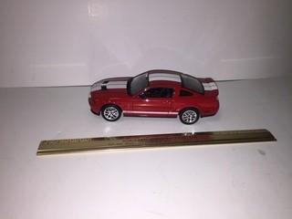 Welly 2007 Ford Shelby GT-500 Diecast Model, 1:24 Scale.