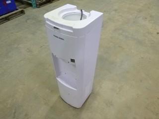 2013 Black & Decker Water Cooler, Model 7LIECK-W, AC/ 120V /60HZ, 1.5A, c/w hot and cold water functions, energy star rated (E-4,3,2)