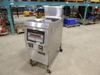 Henny Penny Open Fryer, Model OFG-321, S/N BN0602023, Natural Gas, 85000 BTU, c/w digital programing